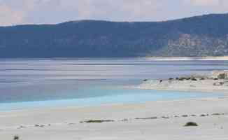 Salda Gölü&#039;nde alınan tedbirlerle Beyaz Adalar doğal görünümüne kavuştu
