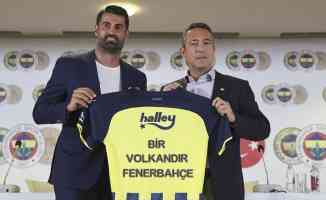 Volkan Demirel Fenerbahçe&#039;ye veda etti