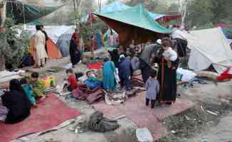 Afganistan&#039;da yaşanan savaş halkı göçe zorluyor