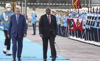 Cumhurbaşkanı Erdoğan Sudan Egemenlik Konseyi Başkanı Burhan&#039;ı resmi törenle karşıladı