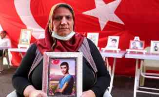 Diyarbakır annelerinden Demir: Çocuğumu almadan buradan gitmeyeceğim