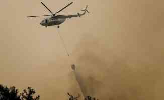 Manavgat&#039;taki orman yangınlarına havadan ve karadan müdahale ediliyor
