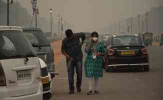 Hindistan&#039;da hava kirliliği insanların ömrünü 9 yıla kadar kısaltabilir