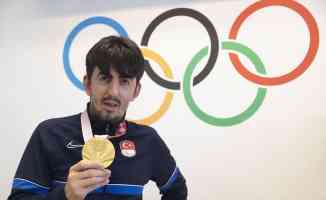 Tokyo Paralimpik Oyunları şampiyonu Öztürk: Paris&#039;te üçüncü altın madalyayı da alıp adımı tarihe yazdırmak istiyorum