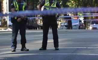Yeni Zelanda’da bıçaklı saldırgan polis tarafından vurularak öldürüldü