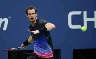 Büyük Britanyalı tenisçi Andy Murray, çaldırdığı alyansını arıyor