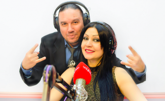 Özbek şarkıcı Şahsenem radyo dinleyicisiyle buluşuyor