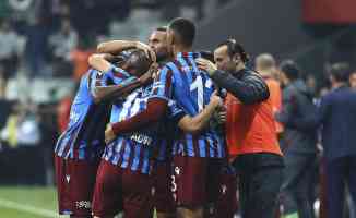 Lider Trabzonspor son dakika golüyle kazandı