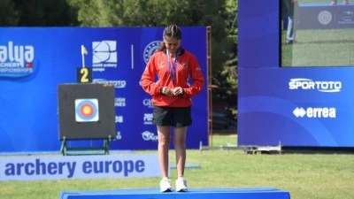 2026 A&ccedil;ık Hava Avrupa Ok&ccedil;uluk Şampiyonası'nda Hazal Burun ile Emircan Haney altın madalya kazan