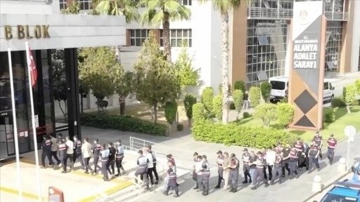 21 ildeki 'yasa dışı bahis ve dolandırıcılık' operasyonlarında 8 şüpheli tutuklandı