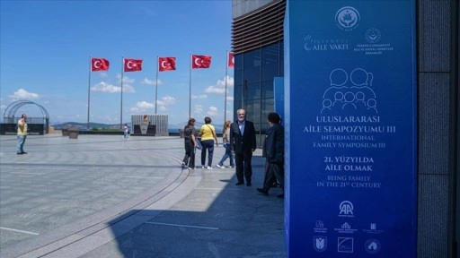 "3. Uluslararası Aile Sempozyumu" Demokrasi ve Özgürlükler Adası'nda başladı