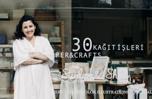 30 Kağıt İşleri: Hayatınıza İlham Katan Kırtasiye ve Hediye Deneyimi