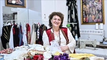 30 yıldır topladığı asırlık Balkan kıyafetleriyle "Göç Müzesi" kurmak istiyor