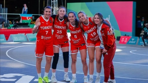 3x3 Kadın Milli Basketbol Takımı 6. İslami Dayanışma Oyunları'nda gümüş madalya aldı