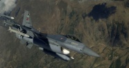 4 F-16 Suriye sınırında devriye uçuşu yaptı