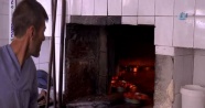 600 derece ateşin başında çalışan fırıncının yemek çilesi
