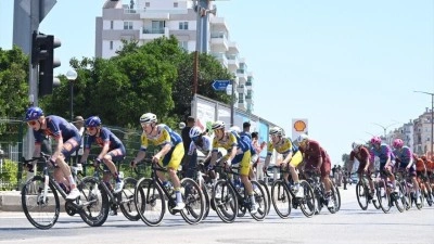 61. Cumhurbaşkanlığı T&uuml;rkiye Bisiklet Turu'nu beşinci etabını Casper van Uden kazandı