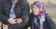 90 yaşındaki kadının 480 bin lirasını dolandırdılar