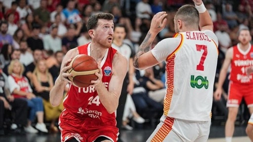 A Milli Erkek Basketbol Takımı, hazırlık maçında Karadağ'ı yendi