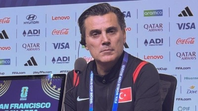 A Milli Futbol Takımı Teknik Direkt&ouml;r&uuml; Montella: Futbolcuların yeniden sahaya &ccedil;ıkmak i&ccedil;in istekli olduklarını g&ouml;r&uuml;yorum