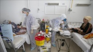 AA ekibi, Tunus&#039;ta Kovid-19 hastalarının tedavi gördüğü hastaneyi görüntüledi