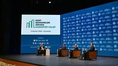 AA Kent Ekonomileri Zirvesi'nde "&Uuml;retim, İhracat ve G&uuml;mr&uuml;klerde Yeni D&ouml;nem" paneli ge