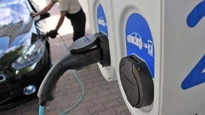 AB'de elektrikli otomobil satışları 1 yılda y&uuml;zde 40'tan fazla arttı