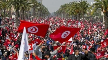 AB: Tunus'taki gelişmeleri endişeyle izliyoruz