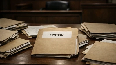 ABD'de Epstein'in Ohio Eyalet &Uuml;niversitesinden jinekoloğa 3 ayda bir 25 bin dolar &ouml;dediği ortaya &ccedil;ıktı