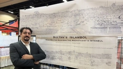 ABD'de yaşayan ressam Soyt&uuml;rk, "16. y&uuml;zyıl İstanbul panoraması" eserini yeniden canla