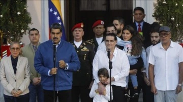 ABD ile Venezuela arasında 10 Amerikalı mahkum ile Maduro'ya yakın iş insanı takas edildi