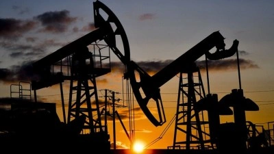 ABD/İsrail-İran Savaşı'nın etkisiyle OPEC'in g&uuml;nl&uuml;k ham petrol &uuml;retimi martta 7,9 milyon v