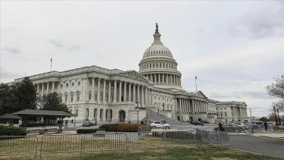 ABD Kongresine Trump'ın g&ouml;revini yerine getirme yeterliliğinin incelenmesini &ouml;ng&ouml;ren tasarı sunuldu