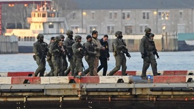 ABD'li asker, bahis i&ccedil;in Maduro'nun alıkonulduğu operasyona dair bilgi sızdırmakla su&ccedil;lanıyor