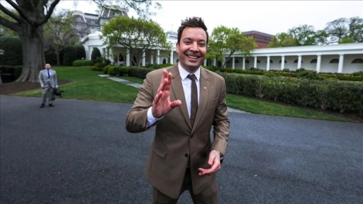 ABD'li komedyen Fallon'dan Charlie Kirk paylaşımı nedeniyle programı askıya alınan Kimmel&