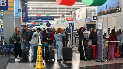 ABD'li Senatör, Trump yönetimini uçuş kapasitesini düşürme kararında şeffaf olmamakla eleştirdi