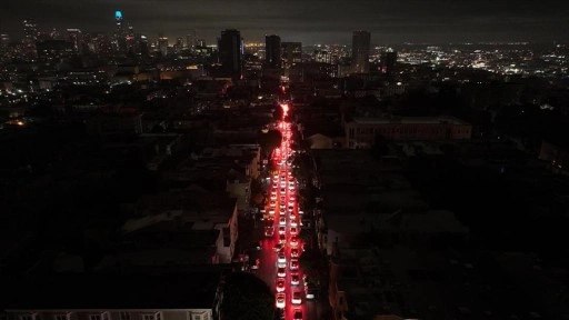 ABD'nin San Francisco kentinde 130 binden fazla ev ve iş yeri elektriksiz kaldı
