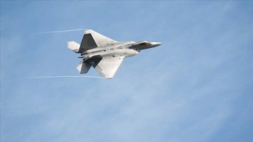 ABD savaş uçaklarının Alaska açıklarında 4 Rus uçağına karşı havalandığı belirtildi