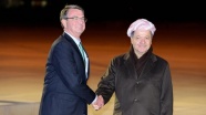 ABD Savunma Bakanı Carter, Irak'ta İbadi ve Barzani ile görüştü