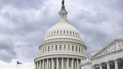 ABD Senatosu Trump'ın Fed başkanlığına aday g&ouml;sterdiği Kevin Warsh'u onayladı