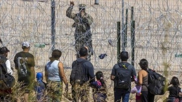 ABD Yüksek Mahkemesi, Texas polisinin düzensiz göçmenleri gözaltına alma yetkisini onayladı