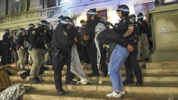 ABD'deki Üniversite Profesörleri Birliği, Columbia'daki öğrencilere polis müdahalesini kın