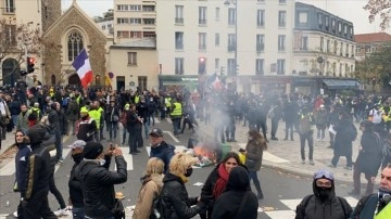 ABD'nin Paris Büyükelçiliğinden personeline, yarınki gösterilerden uzak durma tavsiyesi