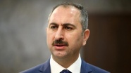 Abdulhamit Gül yeniden Adalet Bakanı