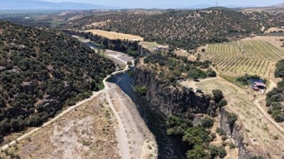 Adala Kanyonu doğal g&uuml;zelliğiyle ziyaret&ccedil;i &ccedil;ekiyor