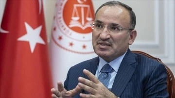 Adalet Bakanı Bozdağ'dan meslek örgütü düzenlemesi ve anayasa değişikliği açıklaması