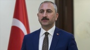 Adalet Bakanı Gül: Baronun illegal ve marjinal yapıların arka bahçesi olması kabul edilemez