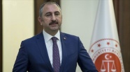 Adalet Bakanı Gül: Bayramdan sonra tüm uygulamalar yumuşatılacak