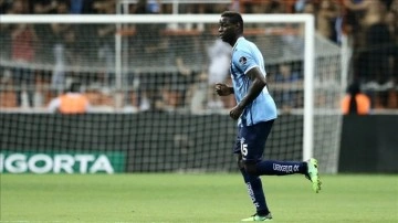 Adana Demirspor'un İtalyan forveti Balotelli, Sion'a transfer oldu