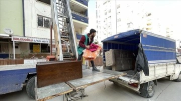 Adana'da deprem sonrası taşınma yoğunluğu başladı
